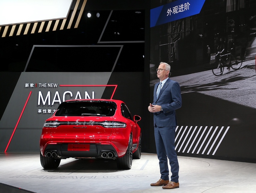 新款Macan率性而来，保时捷携全系跑车亮相 2021 成都国际汽车展