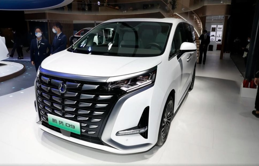 奶爸车新物种？家用7座插混MPV，传祺E9、腾势D9谁更好