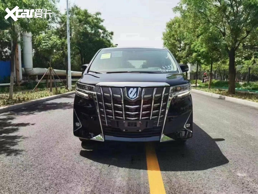 中国大富豪们喜欢买什么车?看看这10款卖得最好的进口车,香吗?