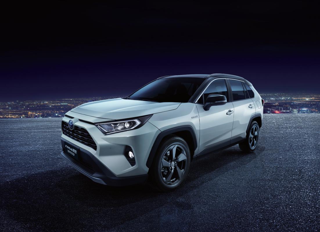 新款豐田RAV4榮放來了!配置曝光、內(nèi)飾升級,被國產(chǎn)車逼急了? 新款豐田RAV4榮放來了!配置曝光、內(nèi)飾升級,被國產(chǎn)車逼急了?