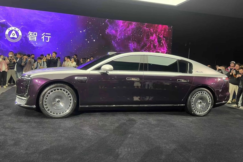 华为发布会尊界实车亮相，预售100-150万，解读尊界到底尊在哪？