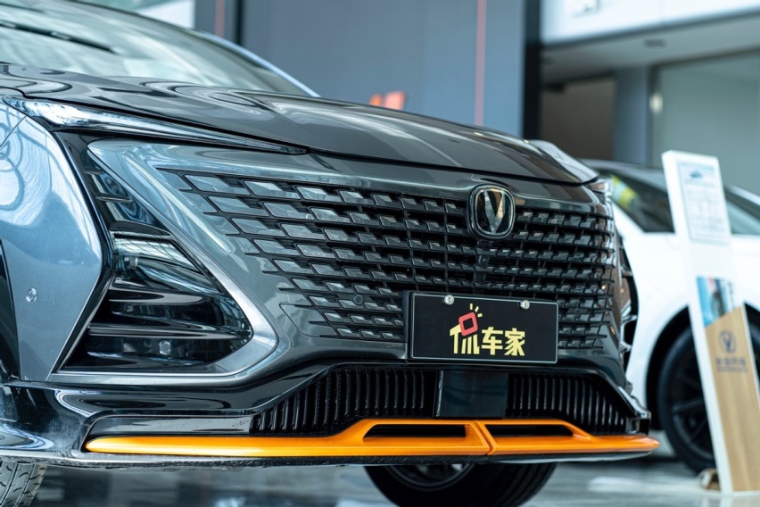 15万运动SUV选什么？长安第二代UNI-T就是最优解