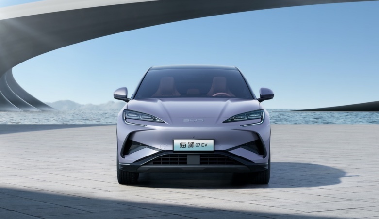 首款中型纯电SUV！比亚迪海狮07 EV亮相，或20万起，根本不愁卖？