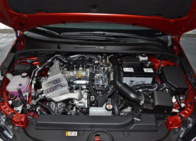 年轻人入手10万级家用车，这3款日系家轿最省油好开