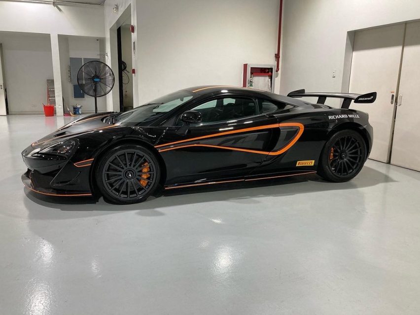 XPEL与可合法上路的迈凯伦620R赛车