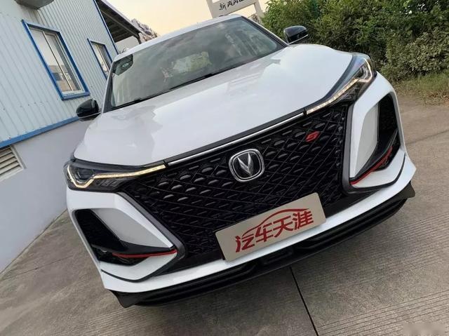实拍长安CS75PLUS：除了帅还有这些细节值得关注