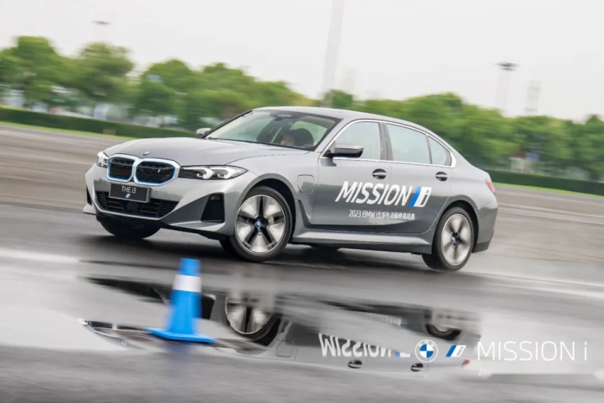 为什么说BMW i超乎想象？深度体验全系车型之后，我找到了答案…