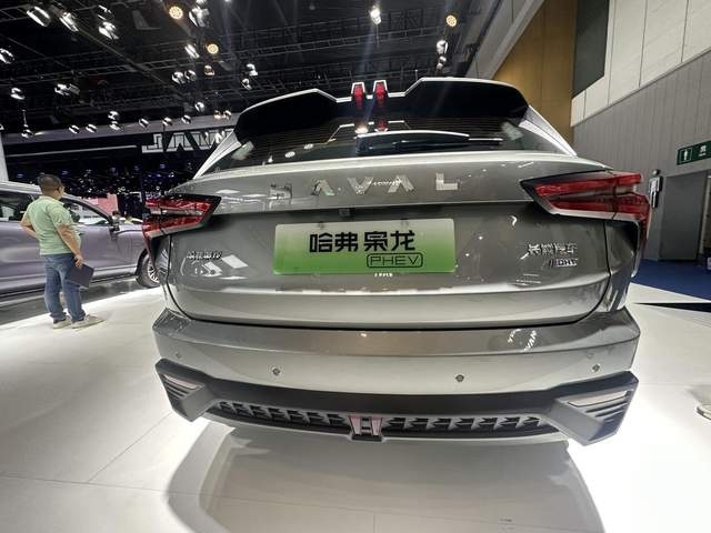 新能源与硬派越野一个都不少 盘点成都车展哈弗全品类SUV