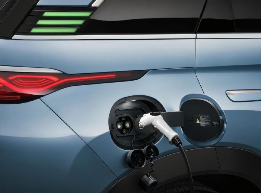 全新大五座超混SUV，比亚迪护卫舰07为家庭而来