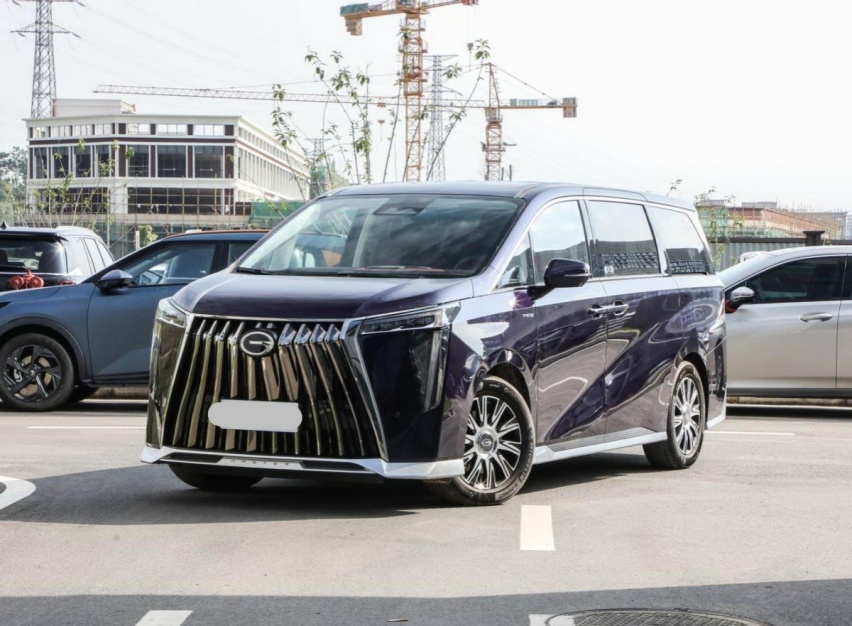 买新能源豪华MPV，这三款里最适合国人的竟是它！