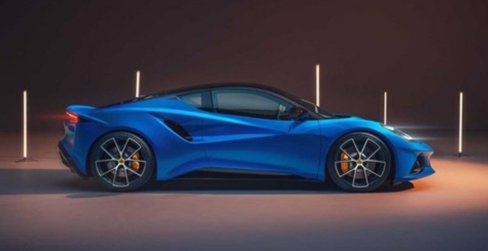 国内引进AMG2.0L四缸版？路特斯Emira亮相，你离超跑又近了一步