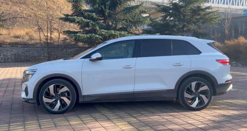试驾奥迪Q5 e-tron！电动车时代，奥迪的高价值还能否延续？