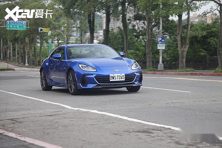 还是手动带劲，试驾2024款斯巴鲁BRZ
