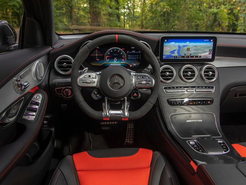 钢炮级的SUV，怀揣4.0T V8发动机，苑叔聊新款AMG