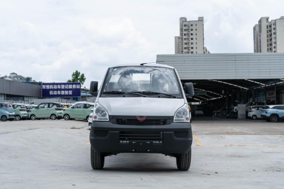 4万出头买了辆致富车，轴距3.05米，油耗6个多，值不值？