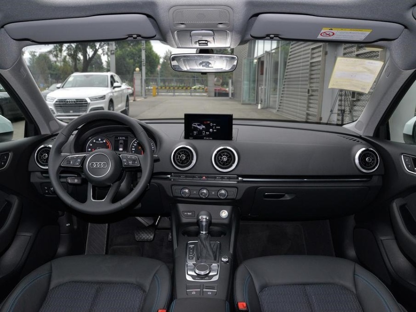 autohomecar__ChwEnGAOOtWAPBeCAAjJ5wPpLm0272.jpg
