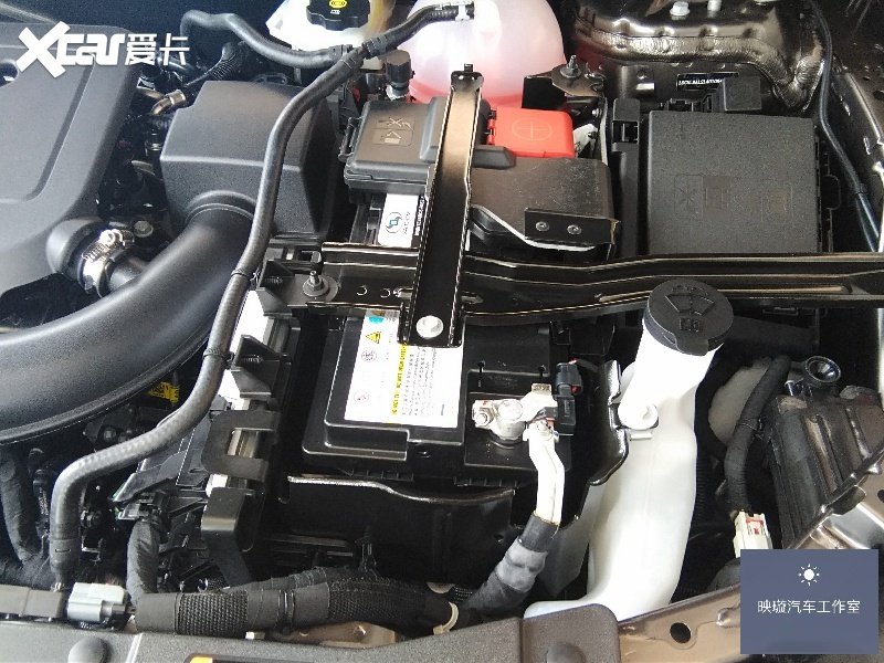 凯迪拉克CT6 探店实拍 4.2T+V8 动力超奔驰E级 配