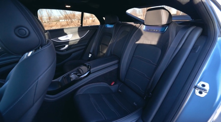 直线虐超跑，弯道狂漂移！试最强四门奔驰 AMG GT 63 S
