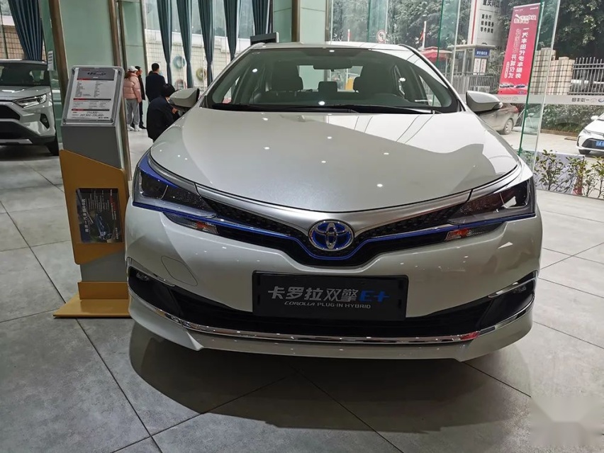 20万的车，价格打7折还是难卖！卡罗拉也玩不转插电混？