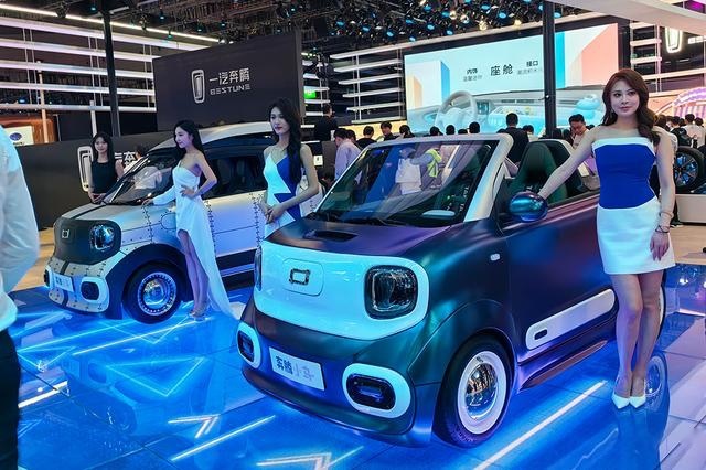 朱亚文抢眼？奔腾小马、M9、T90三款新车满足不同需求更值得驻足