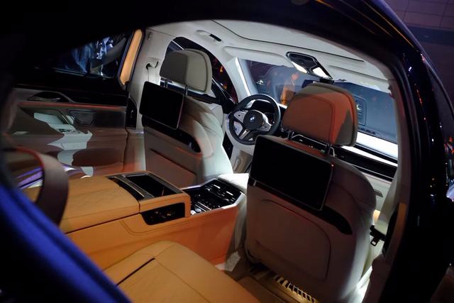 既是时代变革者也是经典传承者 新BMW7系上市