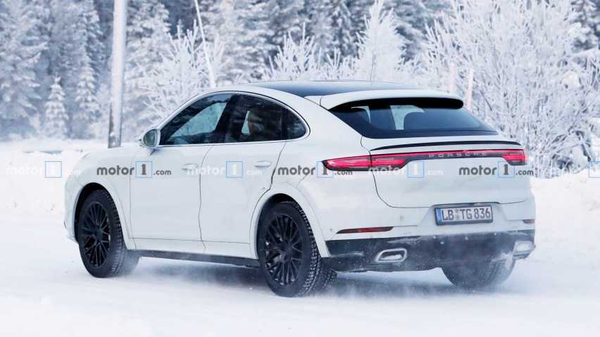 保时捷卡宴 Coupe Turbo GT路试谍照发布