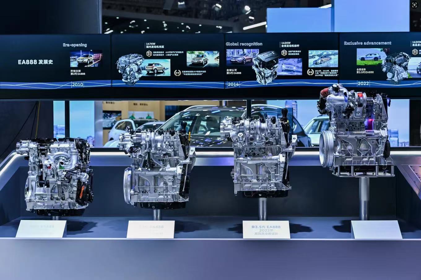 2025粵港澳車展:上汽大眾全勢能布局破解轉(zhuǎn)型焦慮 2025粵港澳車展:上汽大眾全勢能布局破解轉(zhuǎn)型焦慮