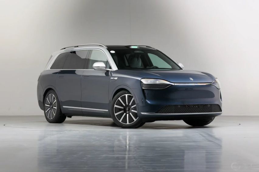 问界M9 vs奔驰GLS：1000万内谁是真正的“遥遥领先”？