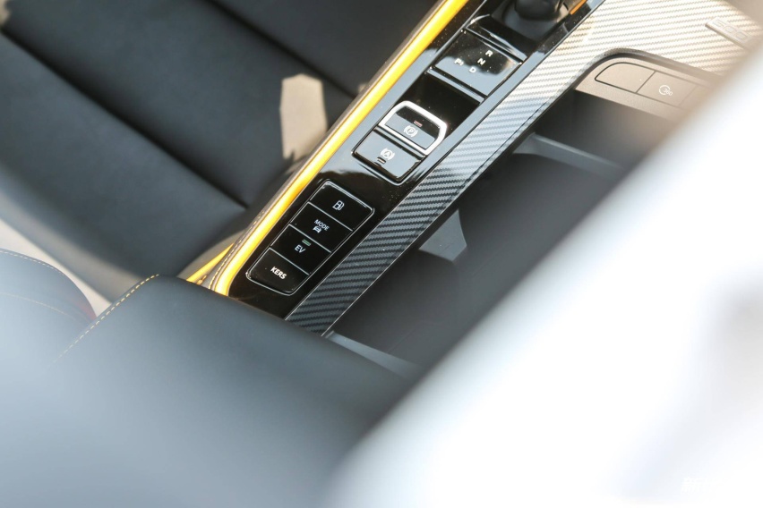 为运动而生 试驾体验第三代名爵6 PHEV