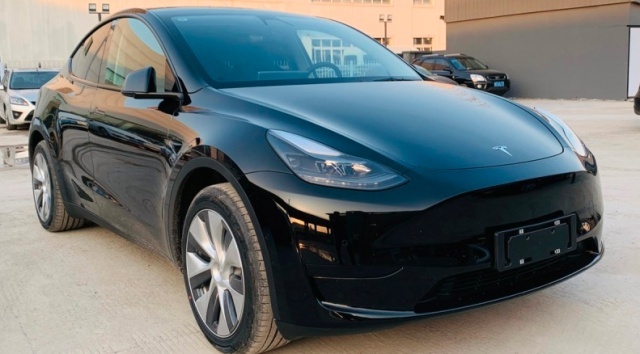 不用等，30万以内拿下准新车，二手Model Y值得买？