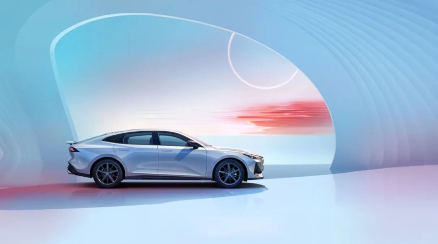 2.0T+8AT的长安UNI-V动了谁的奶酪？
