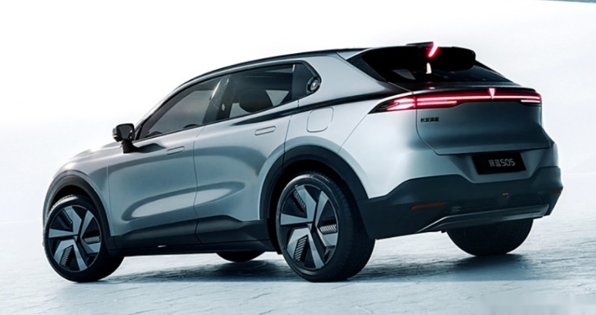 有颜值有实力,15万级的纯电SUV,深蓝S05和元PLUS该怎么选?