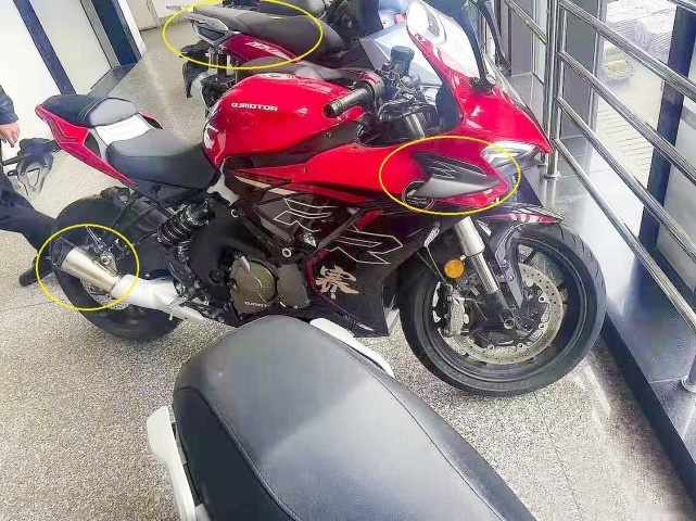 QJMOTOR赛600终于改款 配备定风翼 更换新排气