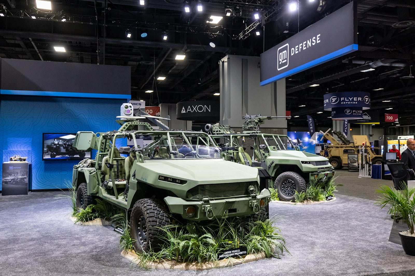 施瓦辛格又得破费了！Hummer EV军用电动悍马eMCV这次真要来了-爱卡汽车爱咖号