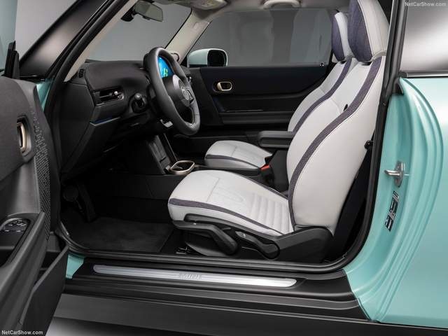 全新MINI燃油版20.88万起无竞品，更经典更纯粹，比电车贵6万