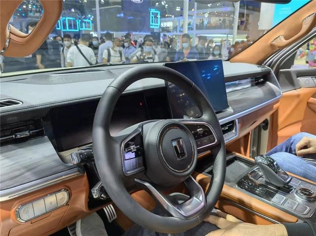 车展实拍3.0T+9AT的坦克500，预售33.5万起