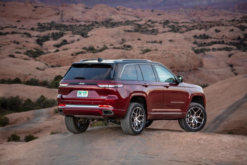 2025款Jeep大切诺基家族官图发布，搭3.6T V6发动机