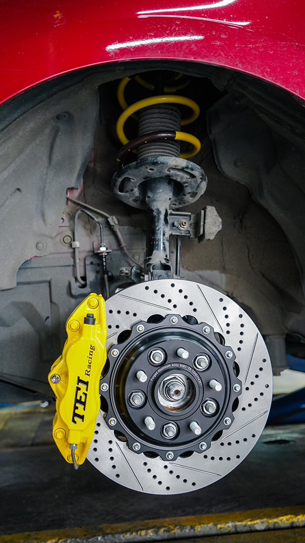 马自达昂克赛拉改装TEI Racing P40S刹车套件