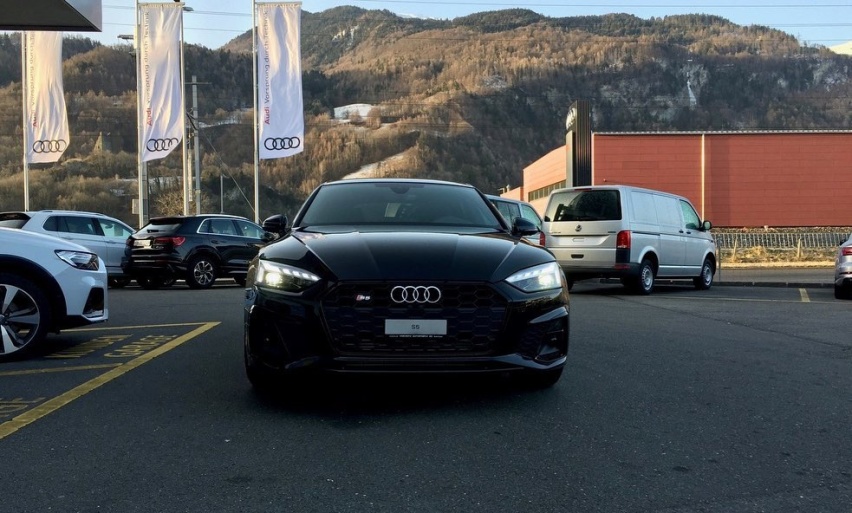硬朗运动的设计 新款奥迪S5 Sportback实车