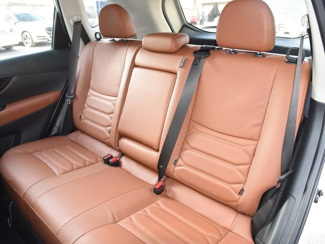 这车操控不如RAV4，起步比本田CRV肉，为啥月销能过万？