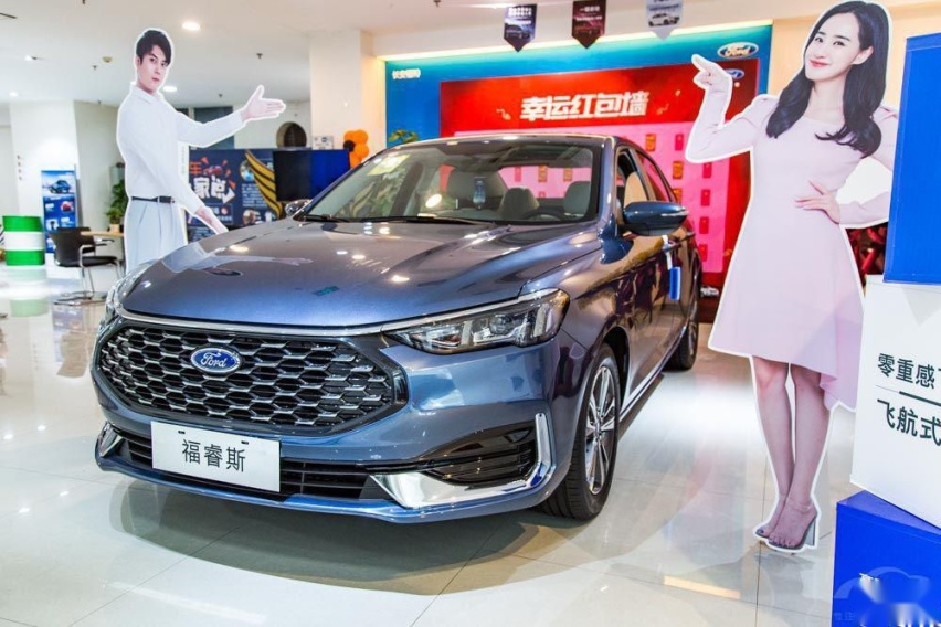 花自主价格入手合资车，这三款值得一看，福特福睿斯领衔