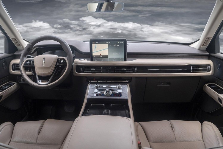 起步3.0T/二排独立座椅，年内上市的它将直接竞争X5/Q7