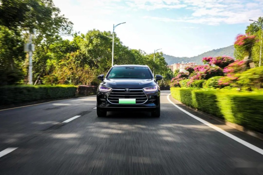 25 万级混动 SUV 大乱斗 星越 L Hi·P/ 问界 M5/ 唐