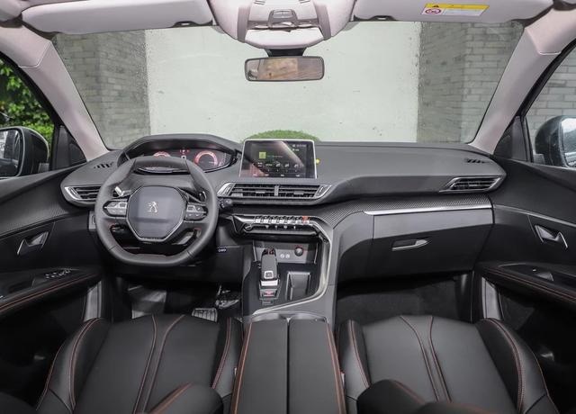 4008法系“浪漫”SUV，16万起拥有8AT，仿生学外观