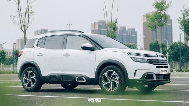 这台SUV开起来不一般，天逸 C5 AIRCROSS驾控体验强在哪？