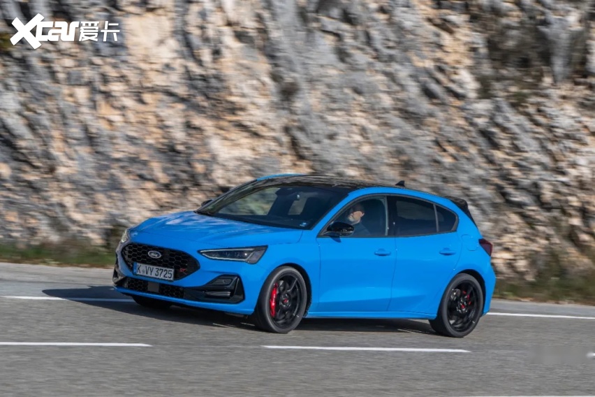 【车赏】再见两厢,再见性能小钢炮-爱卡汽车爱咖号