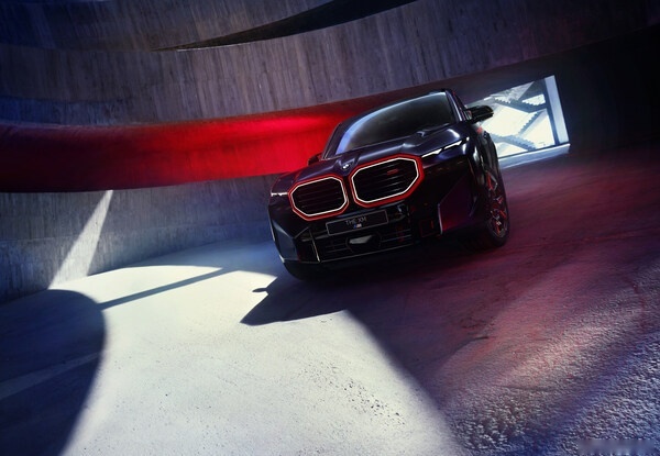创新BMW XM Label Red限量版