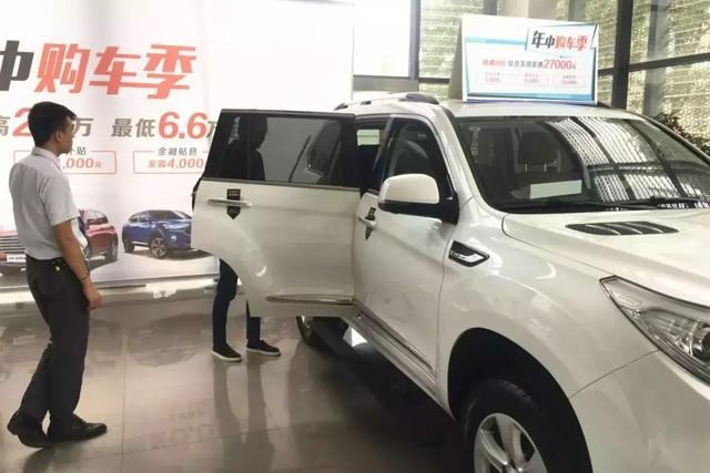 （长文预警）为告诉你30万能买到啥样的SUV，我们跑了5家店