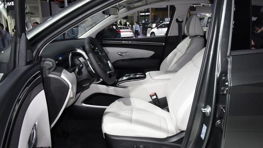 现代出了1款油耗不到6L的新SUV，它能和CR-V比吗？