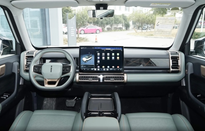 来自奇瑞纯电“硬派SUV”，预售价12.98万起，续航最高仅501km